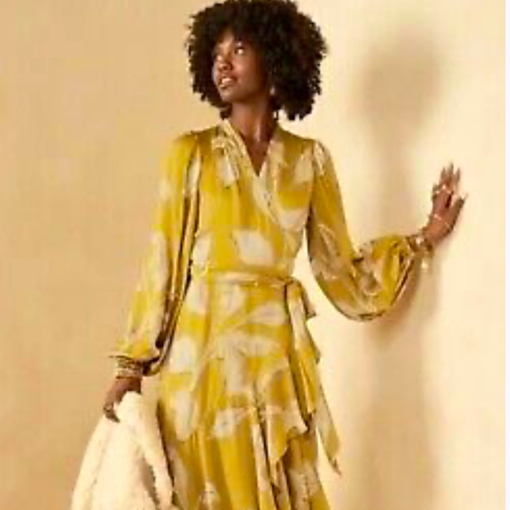 Banana Republic luxury maxi wrap dress S